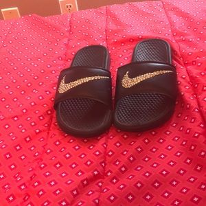 Nike slides